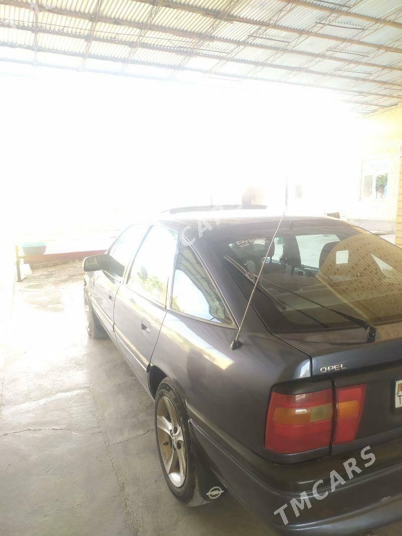 Opel Vectra 1995 - 48 000 TMT - Dänew - img 10