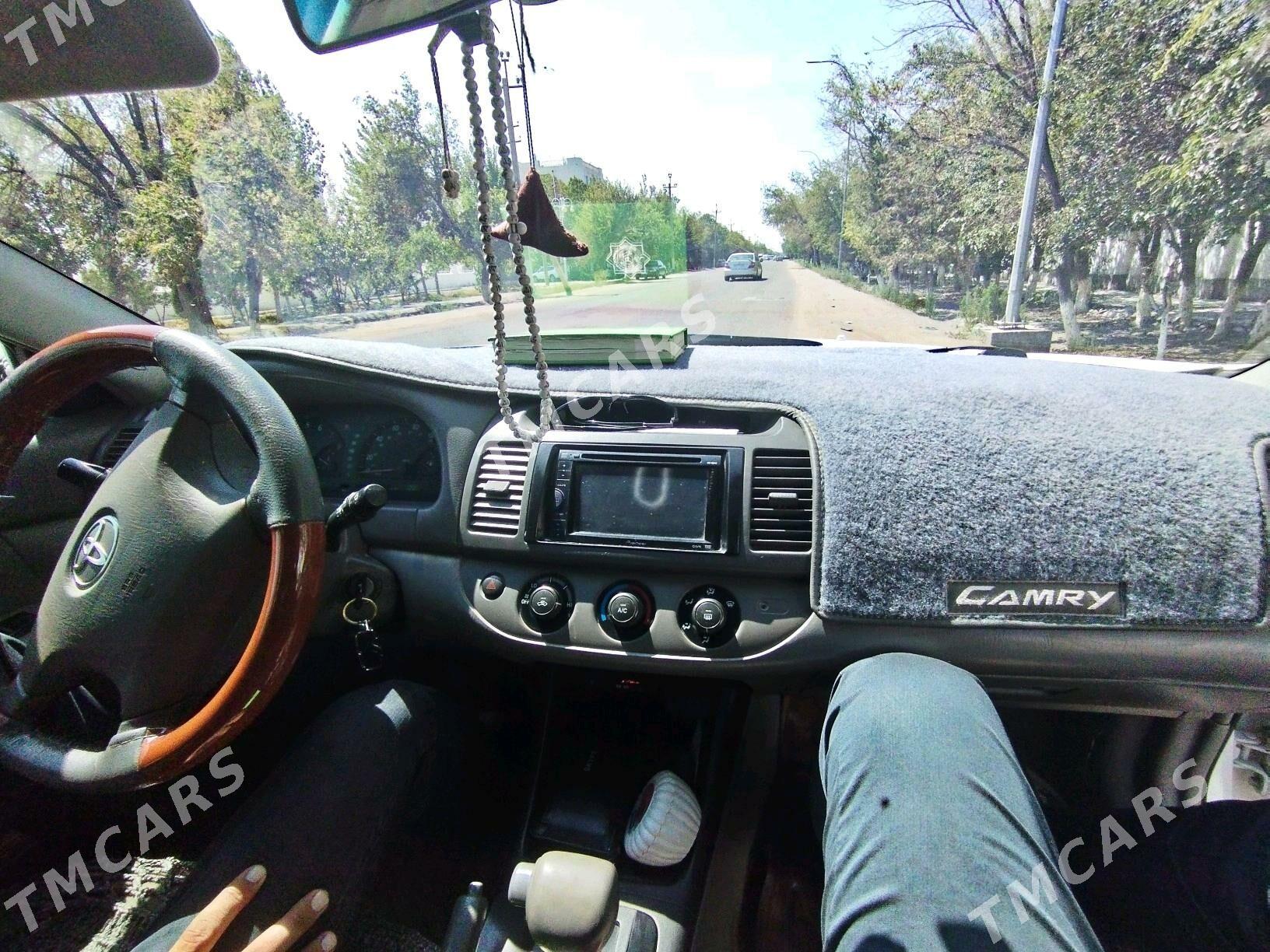 Toyota Camry 2003 - 169 000 TMT - Гурбансолтан Едже - img 3