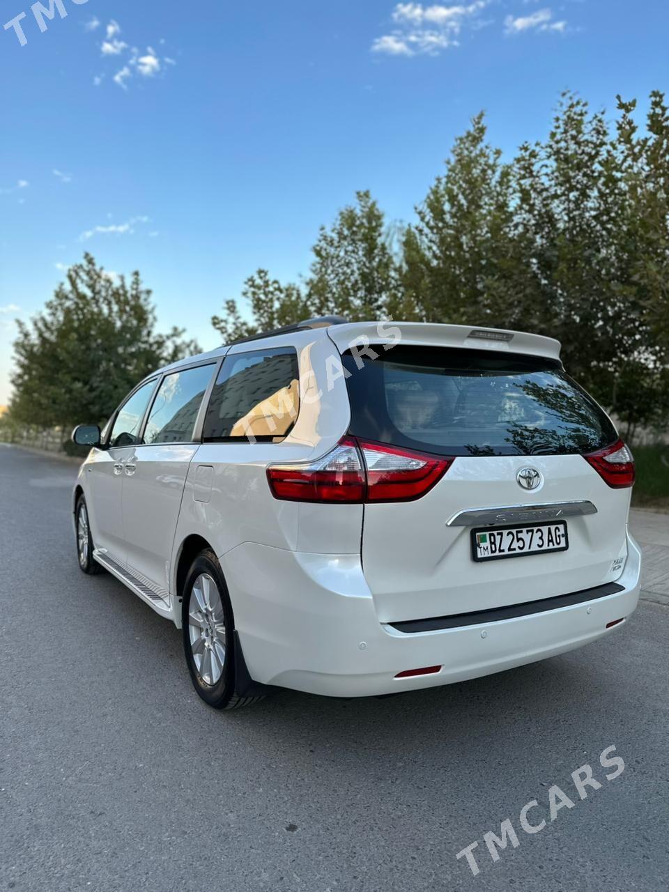 Toyota Sienna 2017 - 450 000 TMT - Aşgabat - img 3