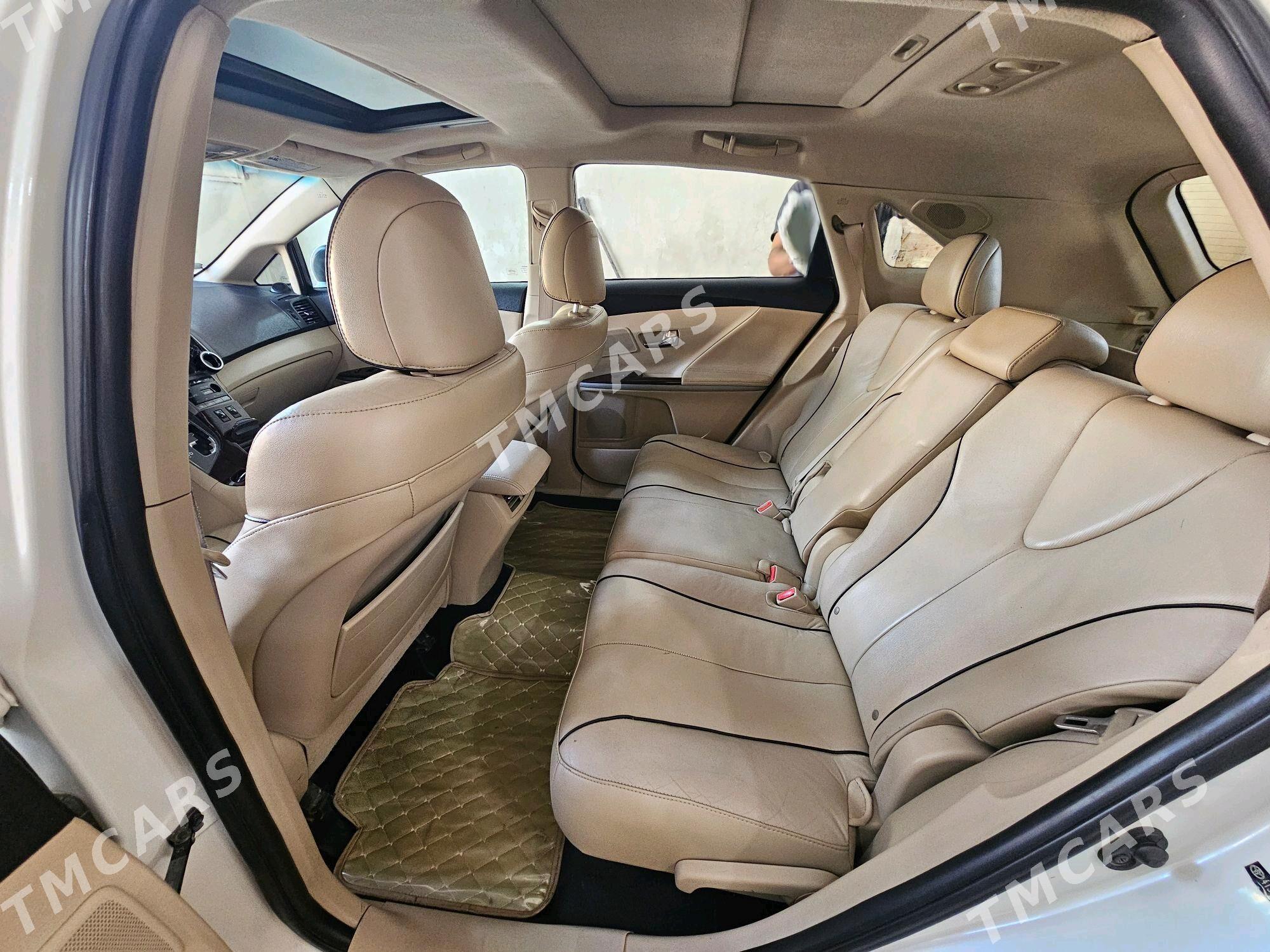 Toyota Venza 2010 - 215 000 TMT - Мары - img 9
