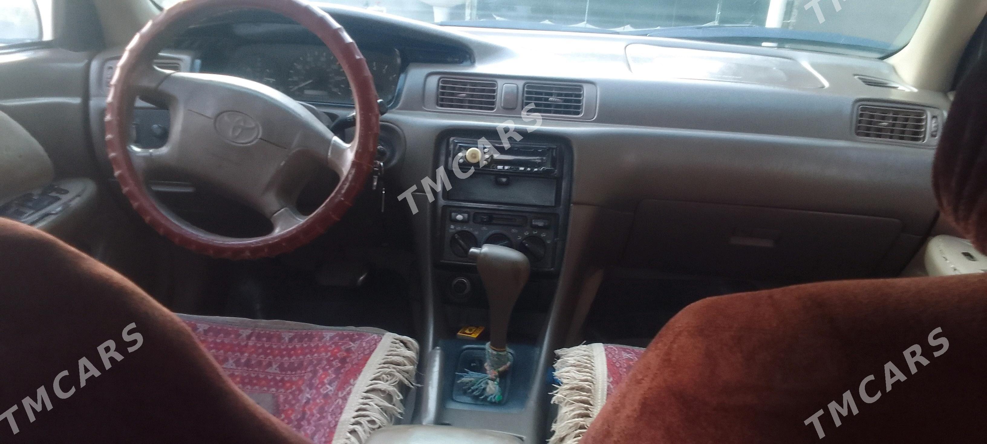 Toyota Camry 1998 - 105 000 TMT - Халач - img 5