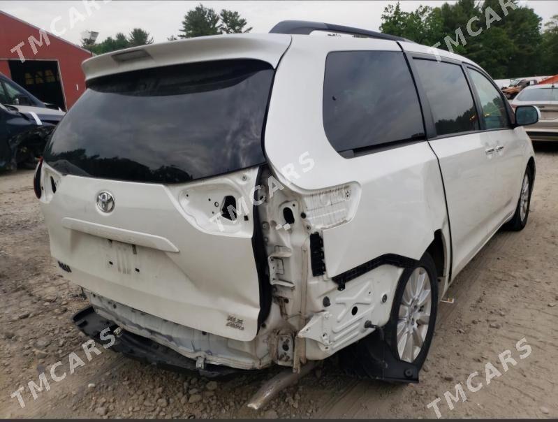 Toyota Sienna 2017 - 450 000 TMT - Aşgabat - img 8
