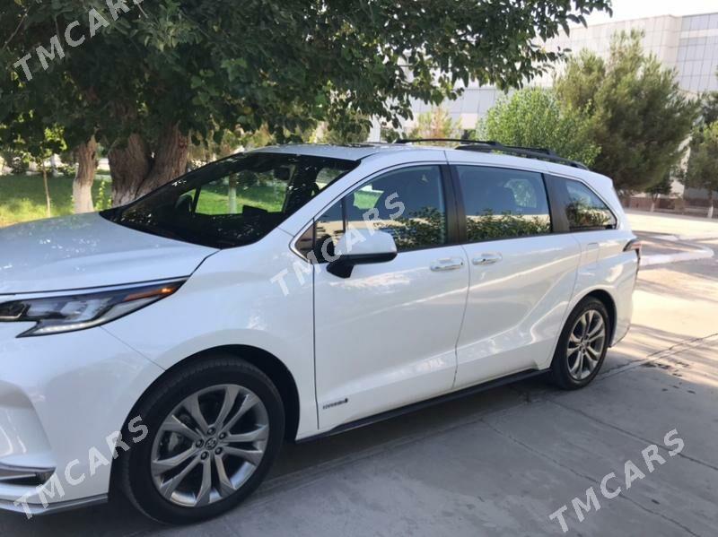 Toyota Sienna 2021 - 670 000 TMT - Türkmenabat - img 2