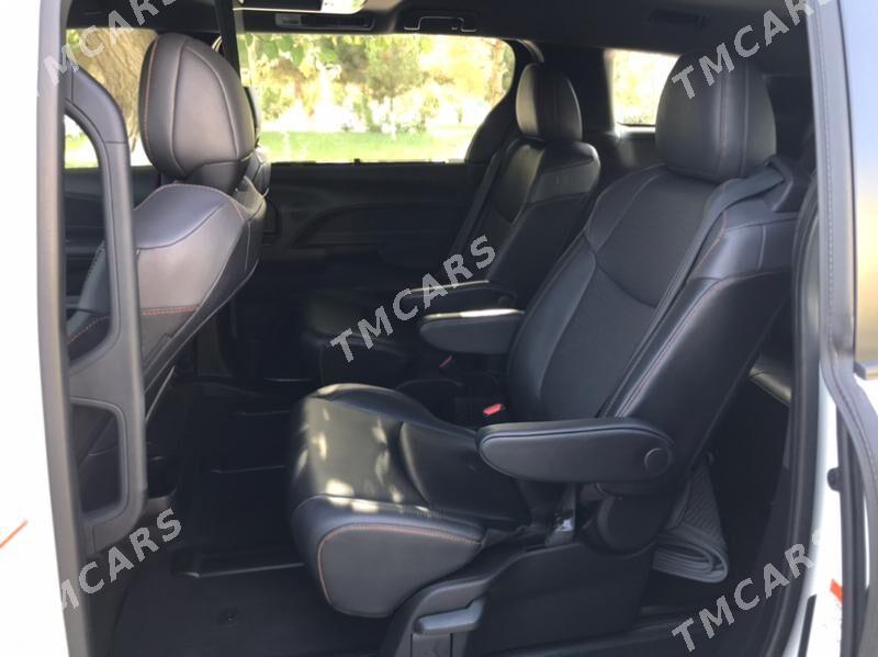 Toyota Sienna 2021 - 670 000 TMT - Türkmenabat - img 4