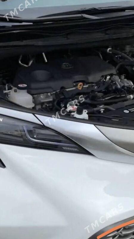 Toyota Sienna 2021 - 670 000 TMT - Türkmenabat - img 10