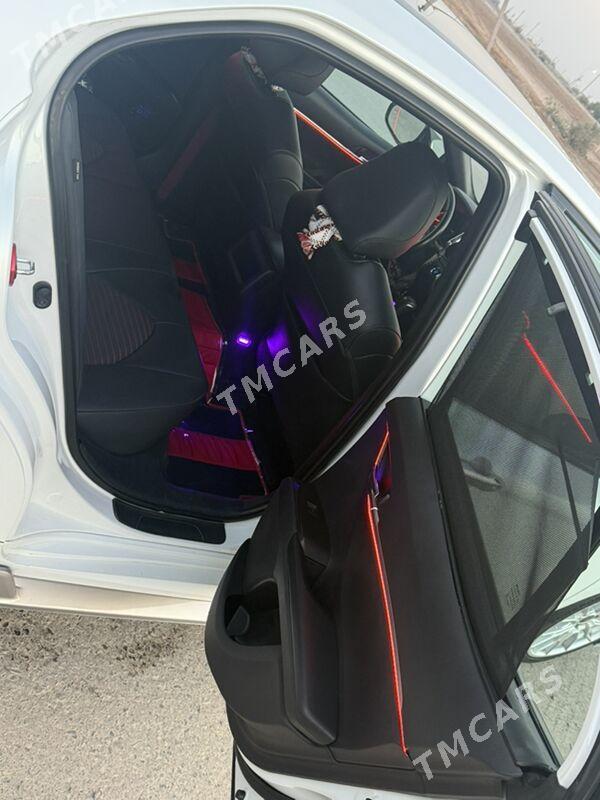 Toyota Camry 2021 - 390 000 TMT - Tejen - img 6