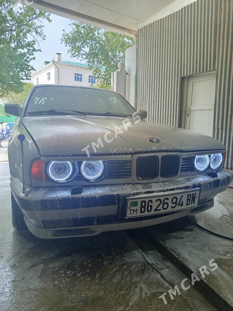 BMW 525 1994 - 65 000 TMT - Balkanabat - img 3