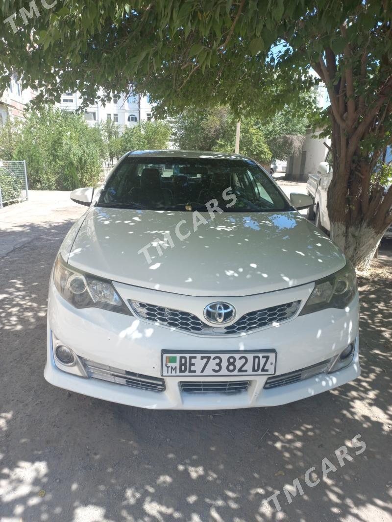 Toyota Camry 2012 - 193 000 TMT - Daşoguz - img 4