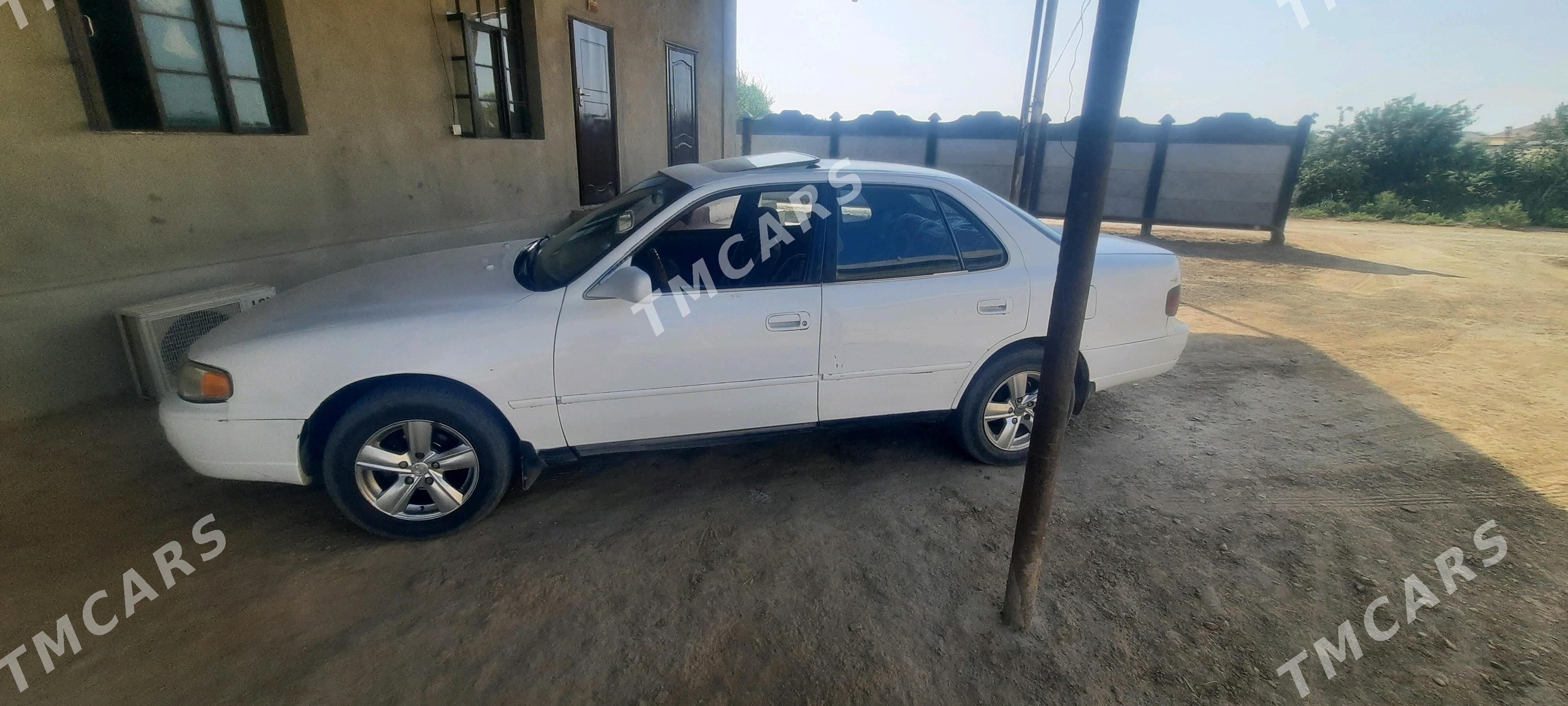 Toyota Camry 1995 - 70 000 TMT - Мары - img 9