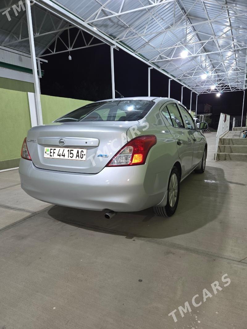 Nissan Versa 2011 - 102 000 TMT - Ашхабад - img 5