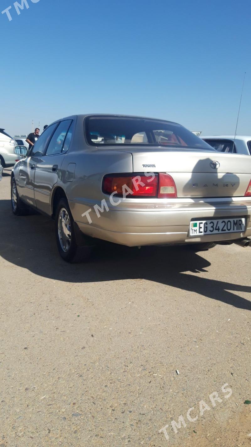 Toyota Camry 1993 - 85 000 TMT - Mary - img 3
