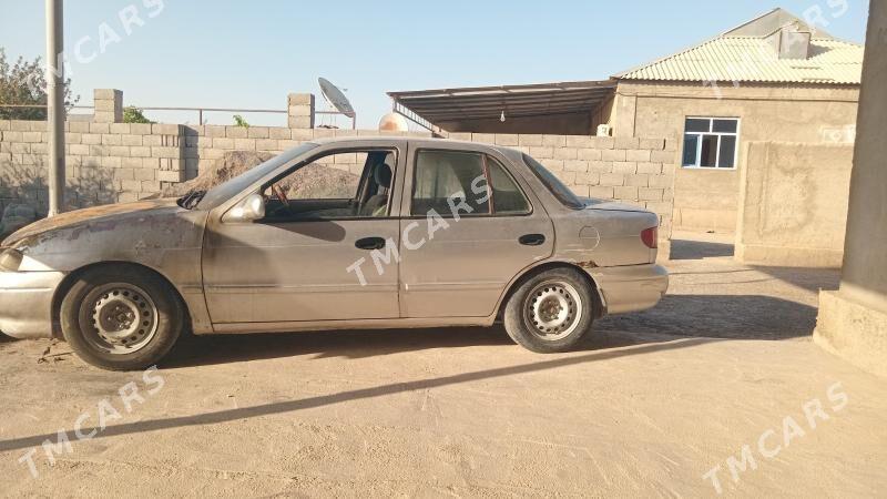 Kia Sephia 1996 - 6 000 TMT - Теджен - img 4