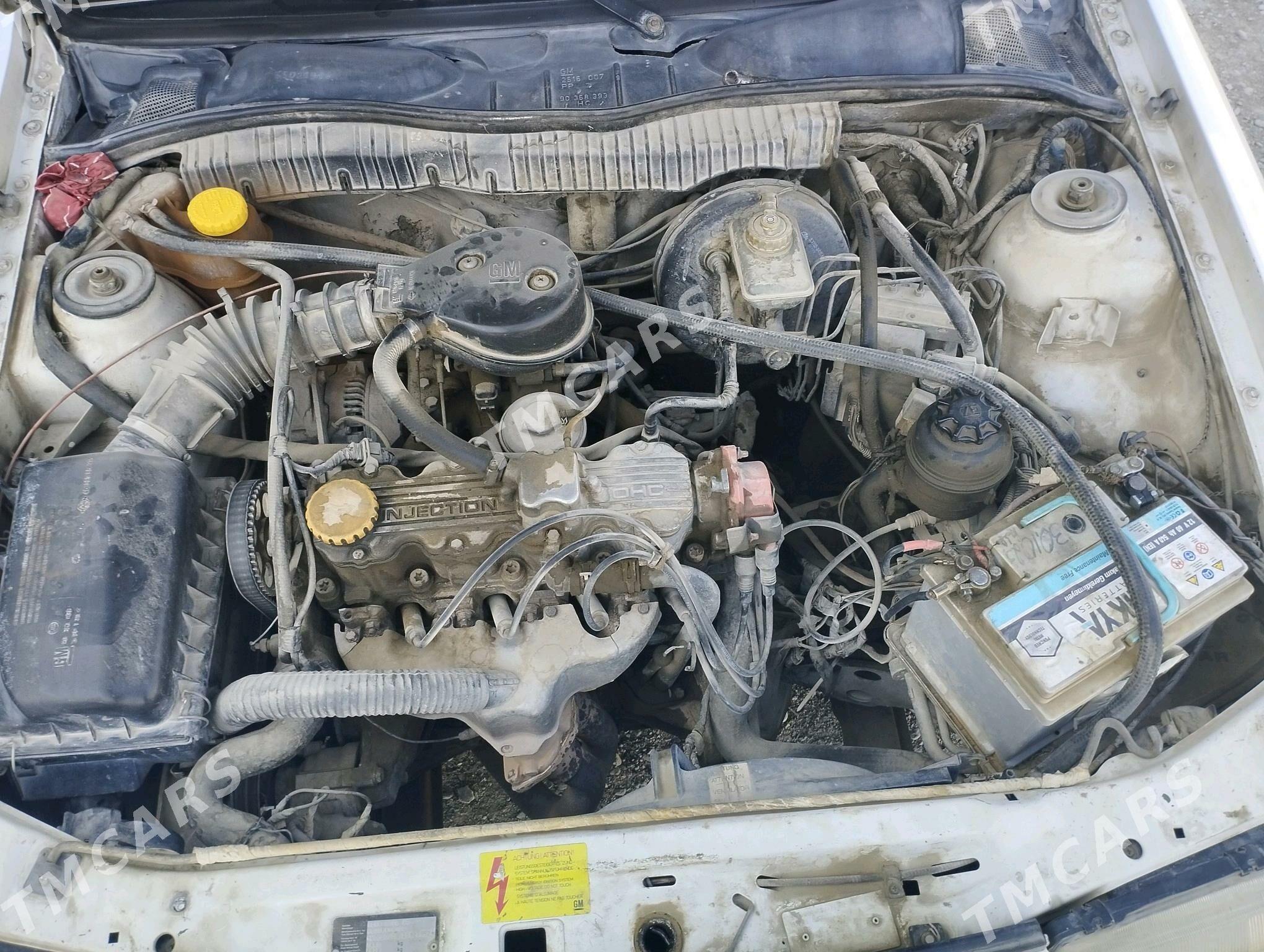 Opel Vectra 1995 - 32 000 TMT - Бахарден - img 8