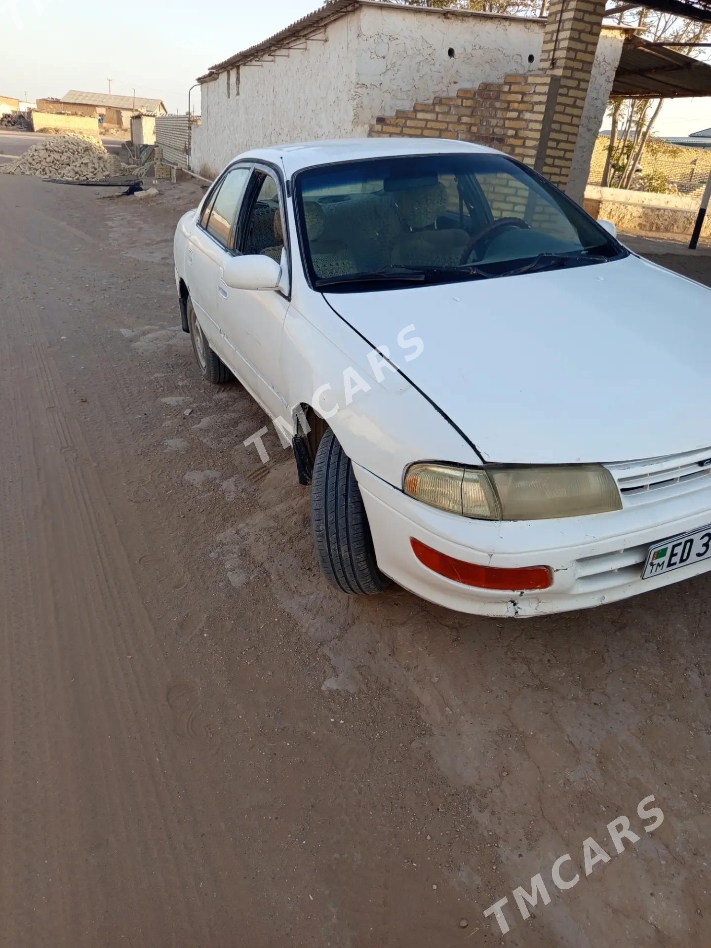 Toyota Carina 1993 - 30 000 TMT - Достлук - img 4