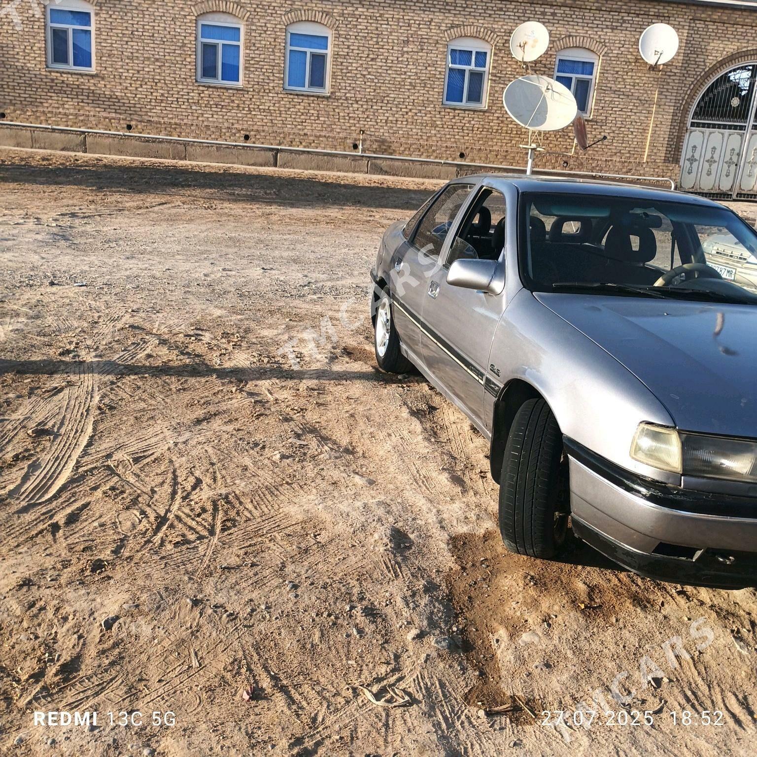 Opel Vectra 1989 - 30 000 TMT - Мары - img 4