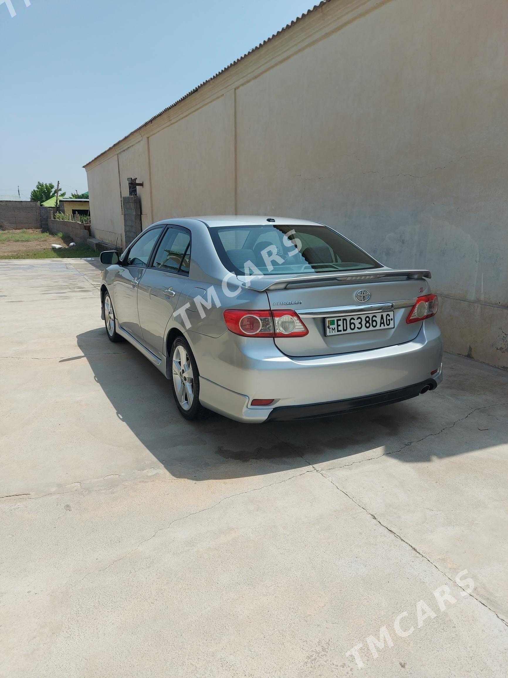 Toyota Corolla 2012 - 168 000 TMT - Aşgabat - img 4