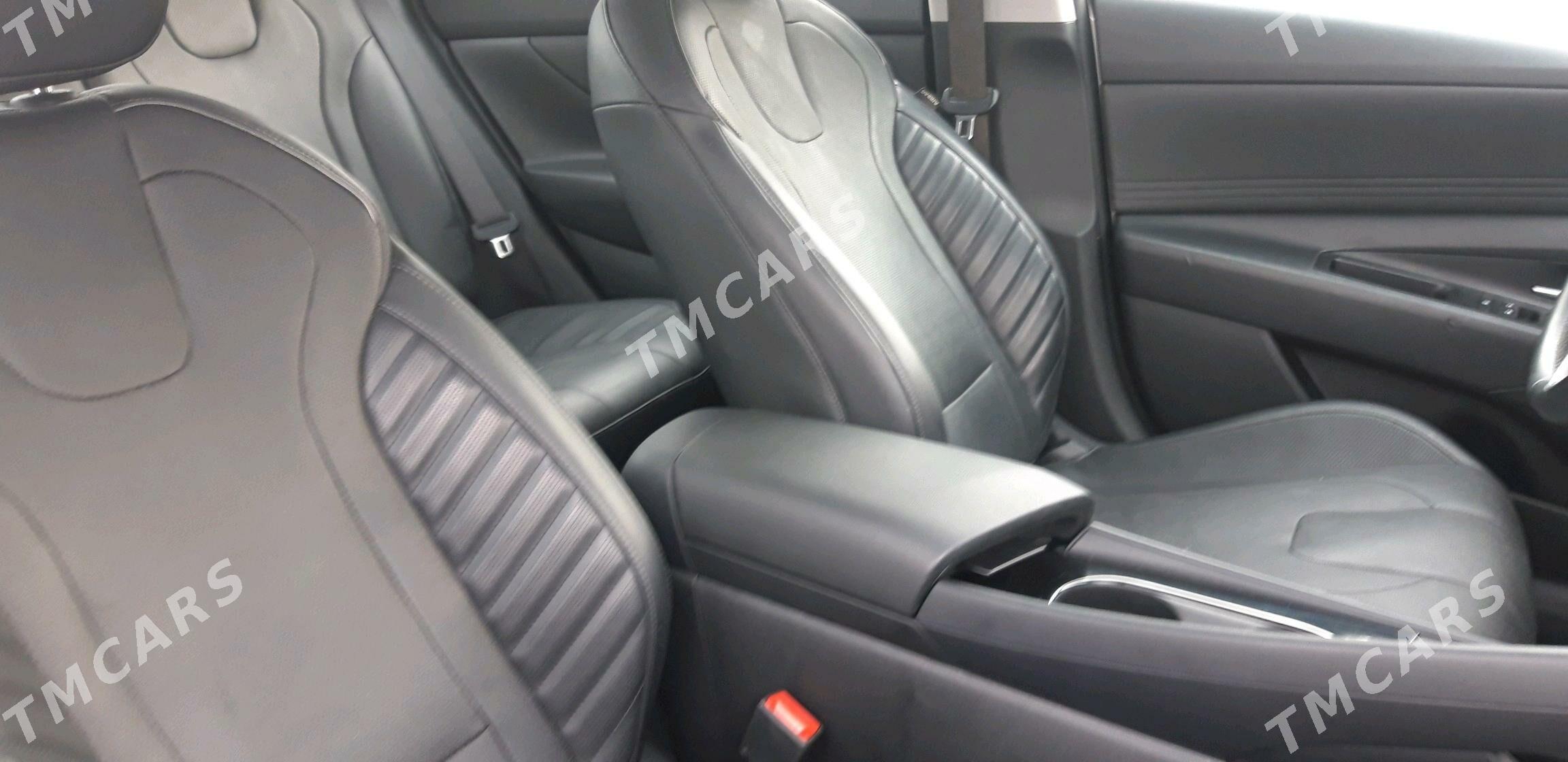 Hyundai Elantra 2021 - 265 000 TMT - Ýaşlyk - img 4