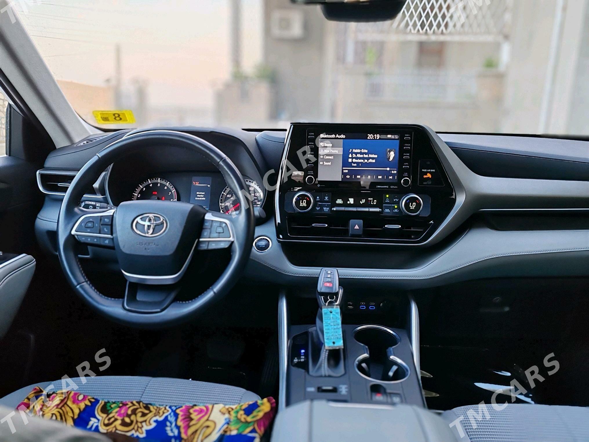Toyota Highlander 2022 - 490 000 TMT - Балканабат - img 6