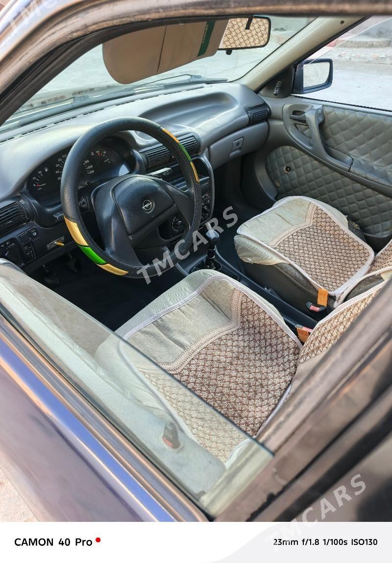 Opel Astra 1991 - 25 000 TMT - Мары - img 3