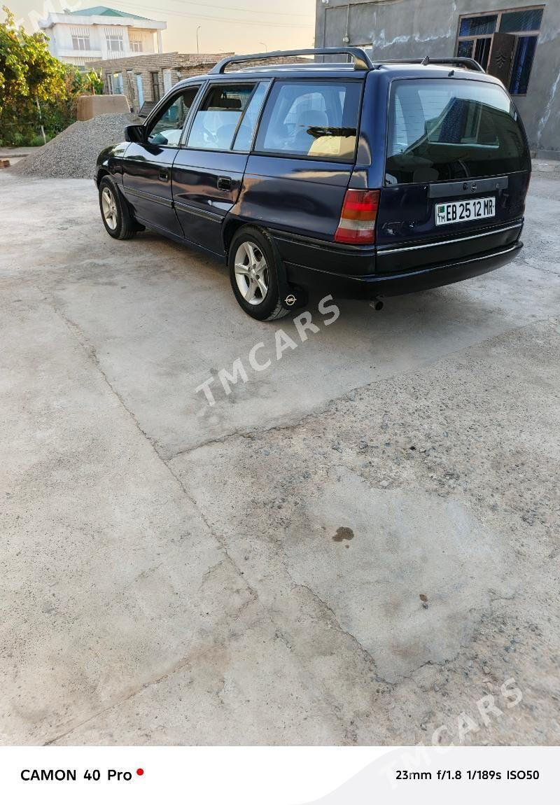 Opel Astra 1991 - 25 000 TMT - Мары - img 6