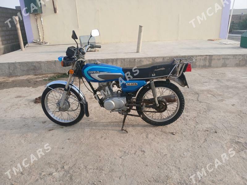 Fekon FK150-8G 2013 - 8 000 TMT - Etrek - img 2