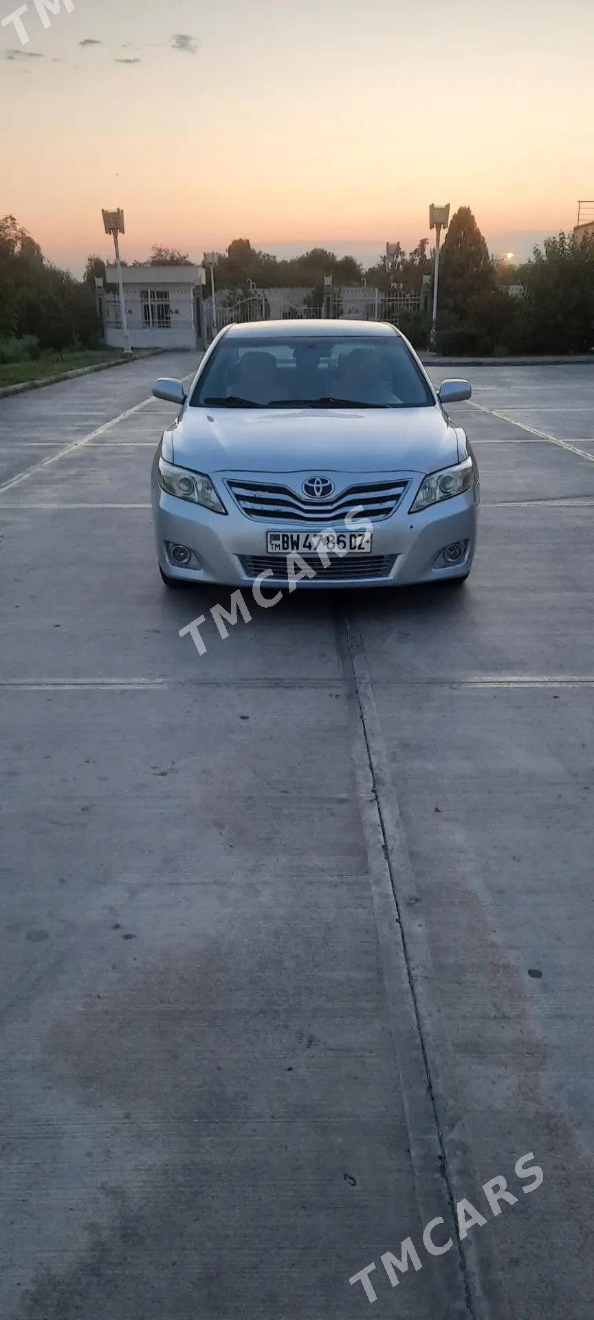 Toyota Camry 2010 - 170 000 TMT - Şabat etr. - img 5