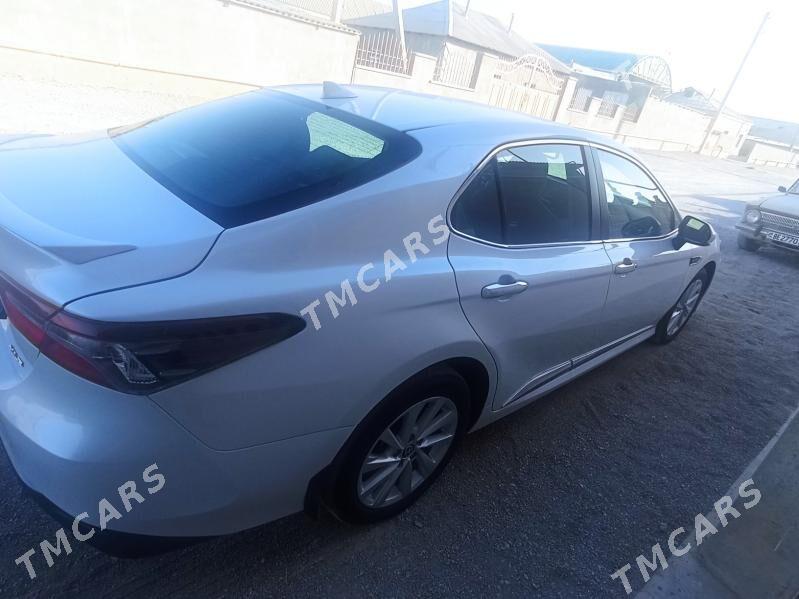 Toyota Camry 2022 - 335 000 TMT - Aşgabat - img 3