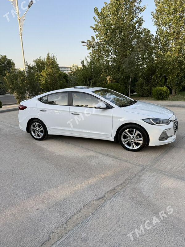 Hyundai Elantra 2018 - 255 000 TMT - Howdan "B" - img 4
