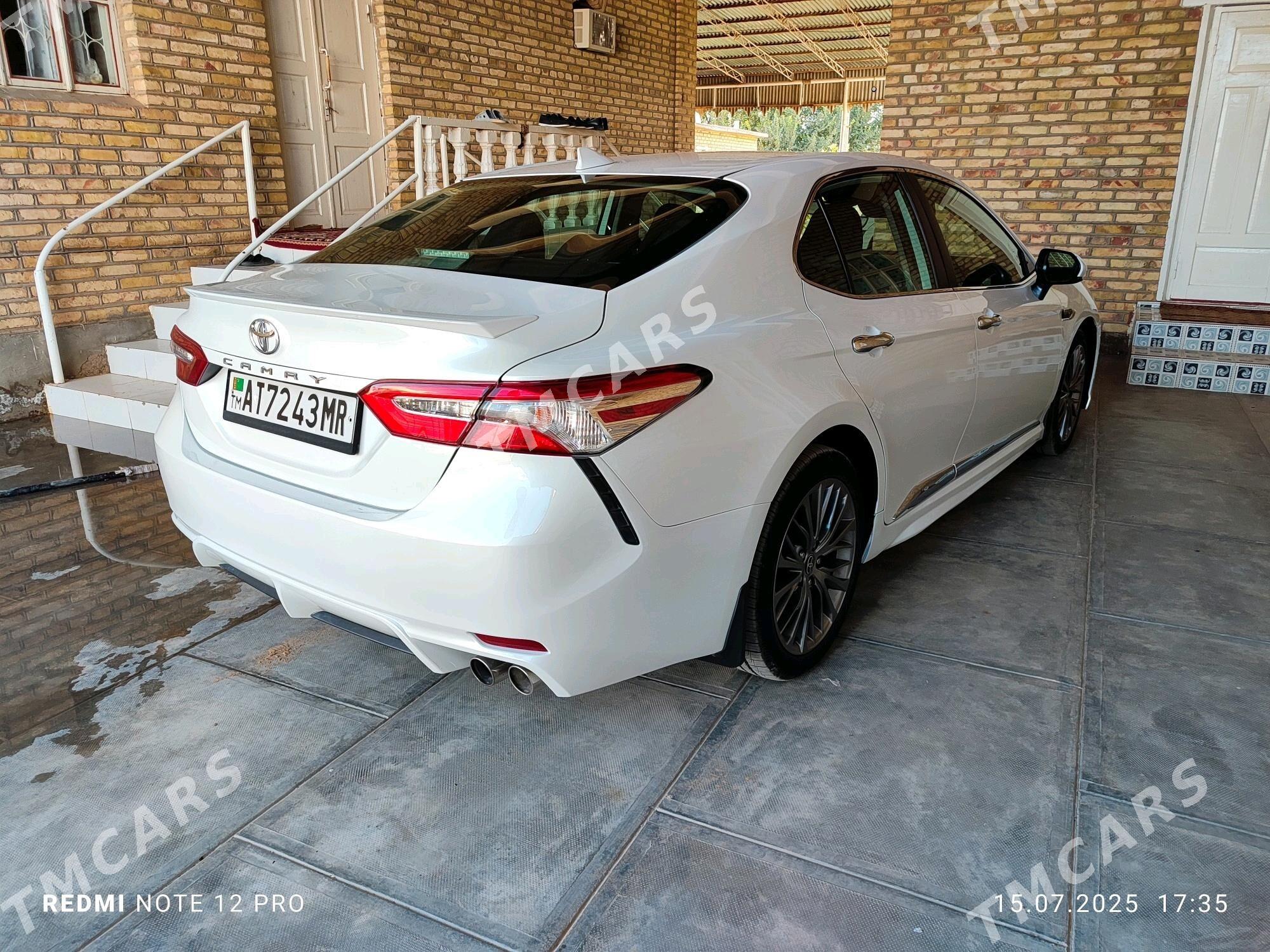 Toyota Camry 2020 - 305 000 TMT - Байрамали - img 3