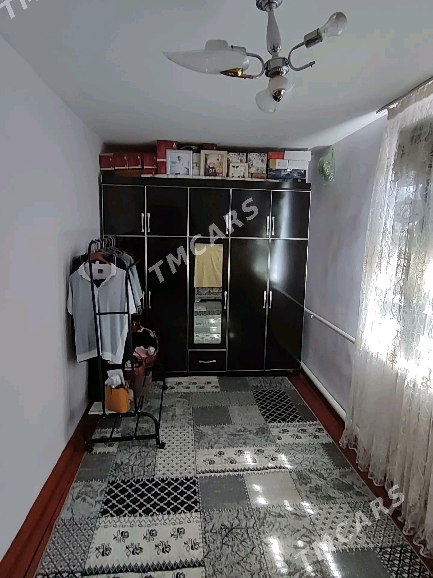 продается 4 комнатное квартира - Кёнеургенч - img 9