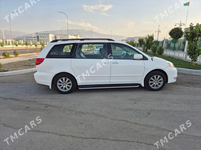 Toyota Sienna 2004 - 200 000 TMT - Гёкдепе - img 6