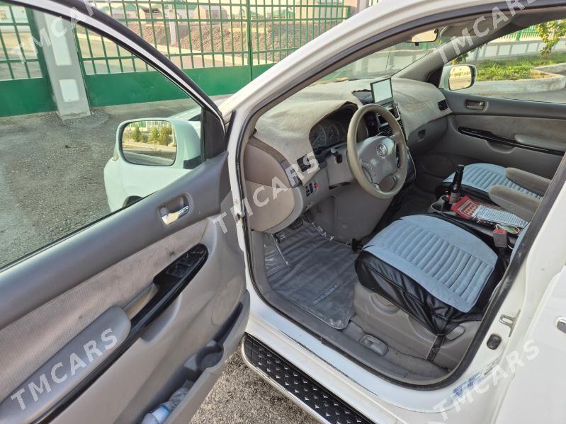 Toyota Sienna 2004 - 200 000 TMT - Гёкдепе - img 4