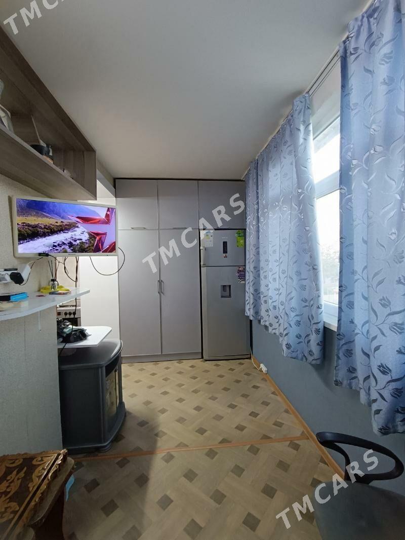 4 КОМ-72м², 3 ЭТ.ЦЕНТР! - Aşgabat - img 3
