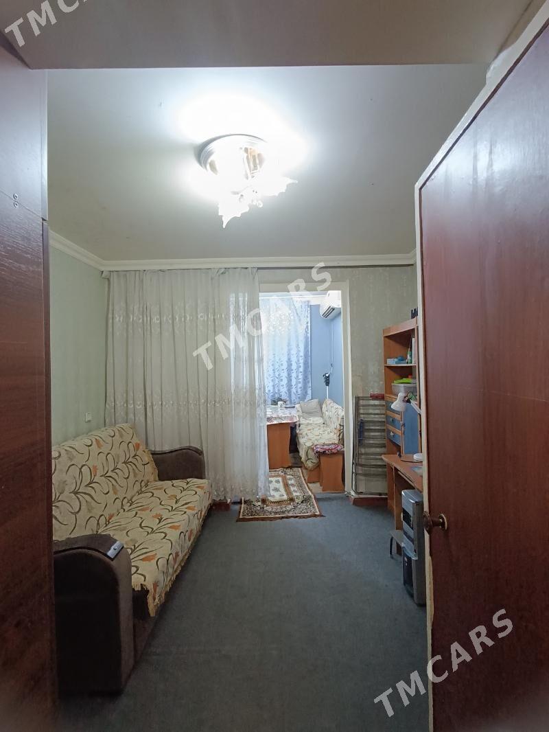 4 КОМ-72м², 3 ЭТ.ЦЕНТР! - Aşgabat - img 7