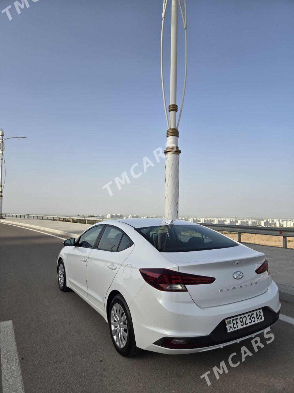 Hyundai Elantra 2020 - 228 000 TMT - Aşgabat - img 2