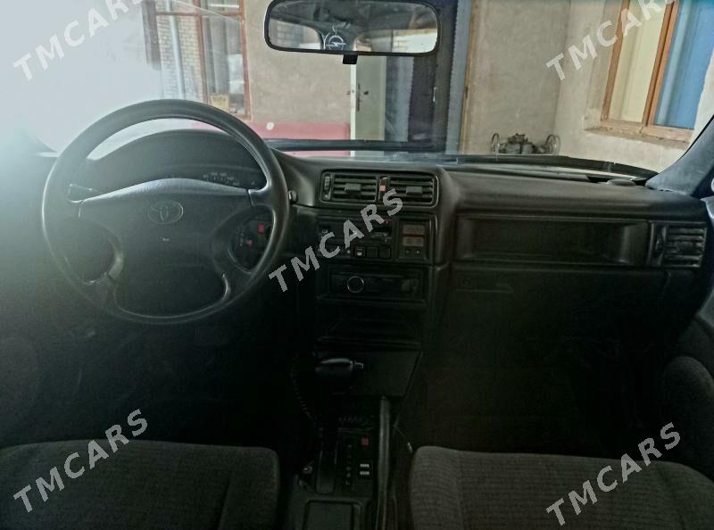 Toyota Carina 1993 - 26 000 TMT - Dänew - img 2
