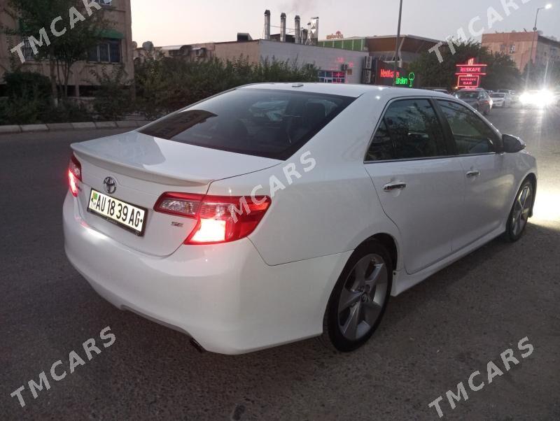 Toyota Camry 2014 - 235 000 TMT - 11 мкр - img 3