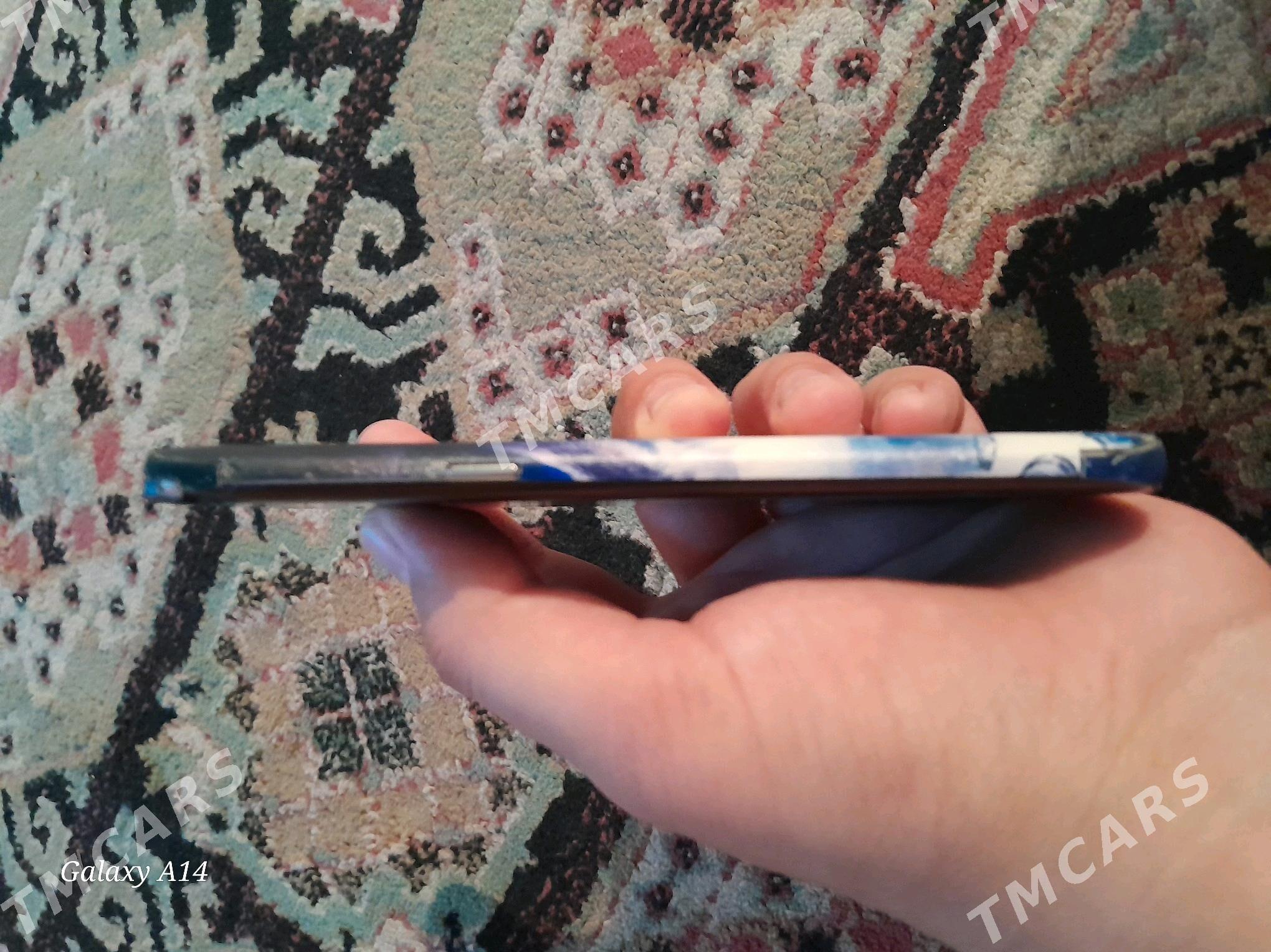 Samsung S8 - Гёкдже - img 5