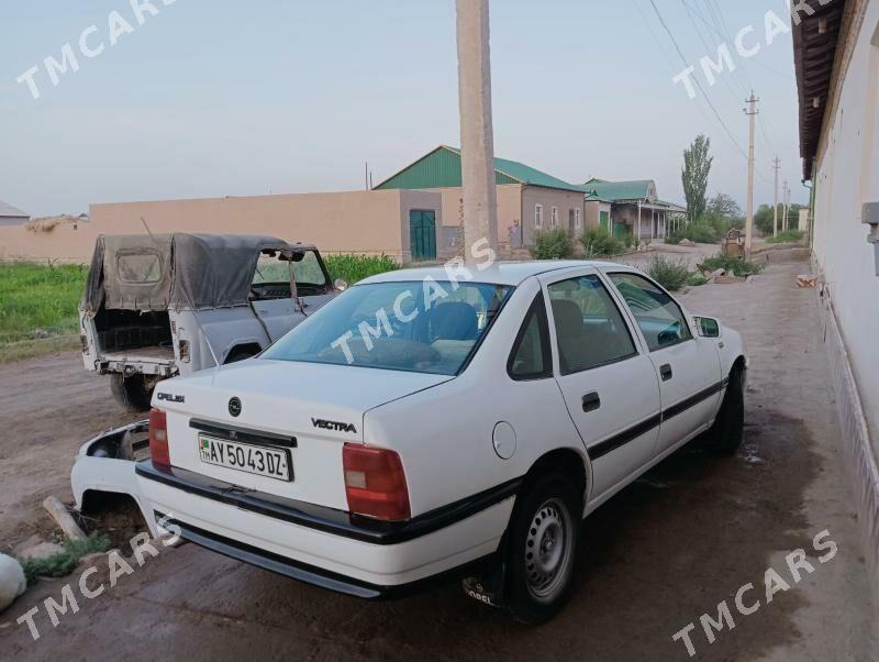 Opel Vectra 1991 - 27 000 TMT - Gurbansoltan Eje - img 2