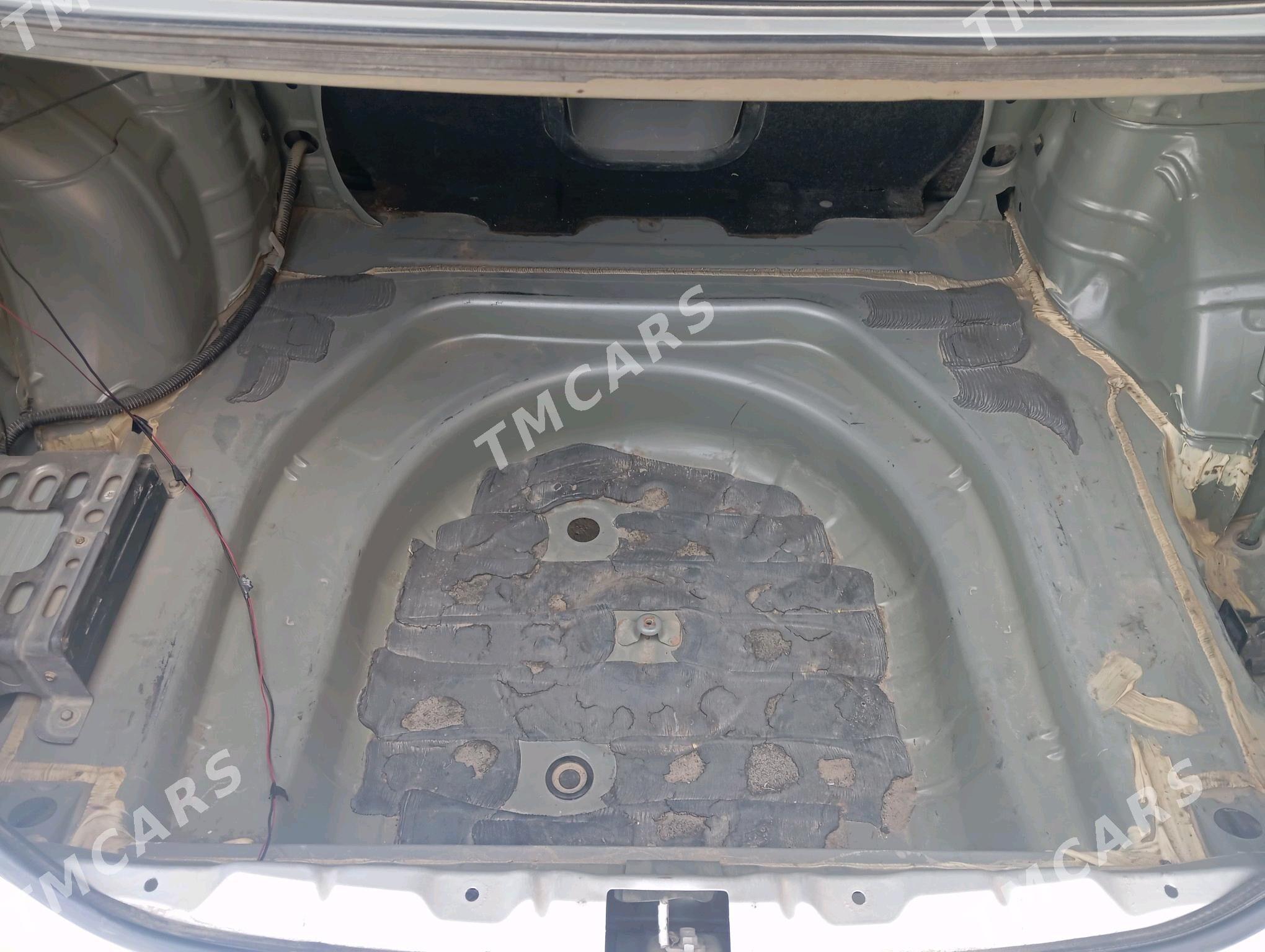 Toyota Avalon 2005 - 185 000 TMT - Sakarçäge - img 4