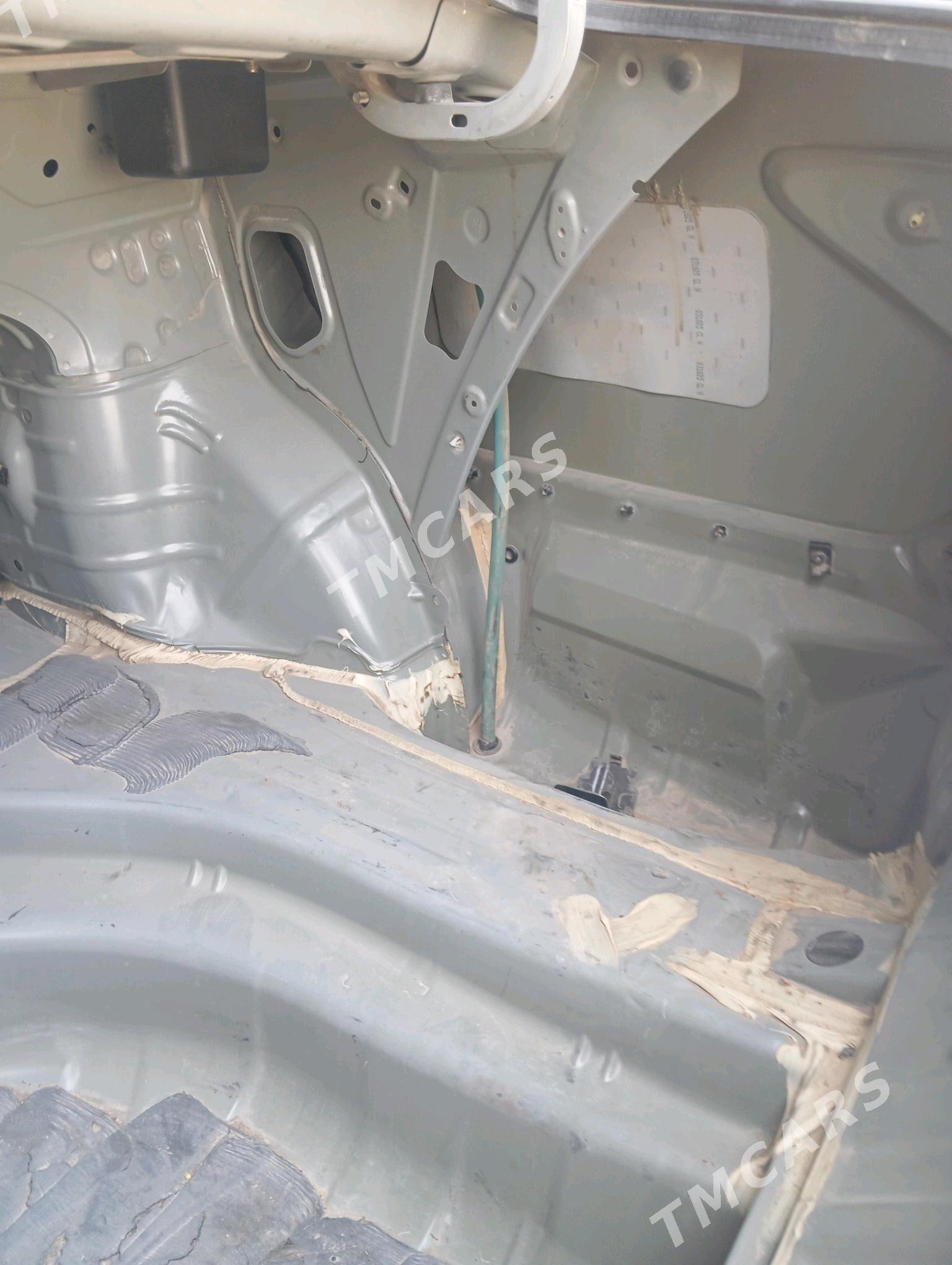 Toyota Avalon 2005 - 185 000 TMT - Sakarçäge - img 5