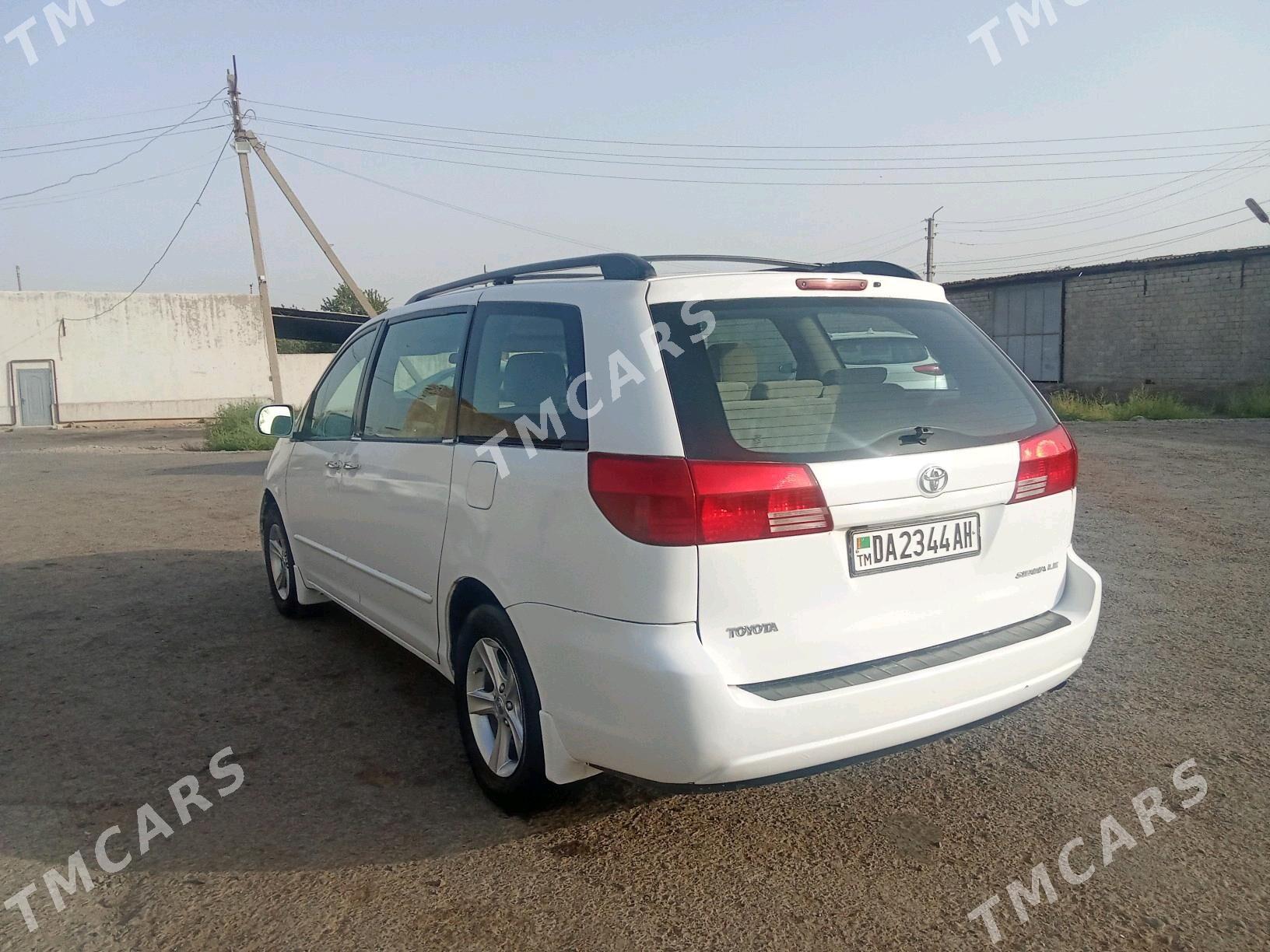 Toyota Sienna 2004 - 170 000 TMT - Теджен - img 3