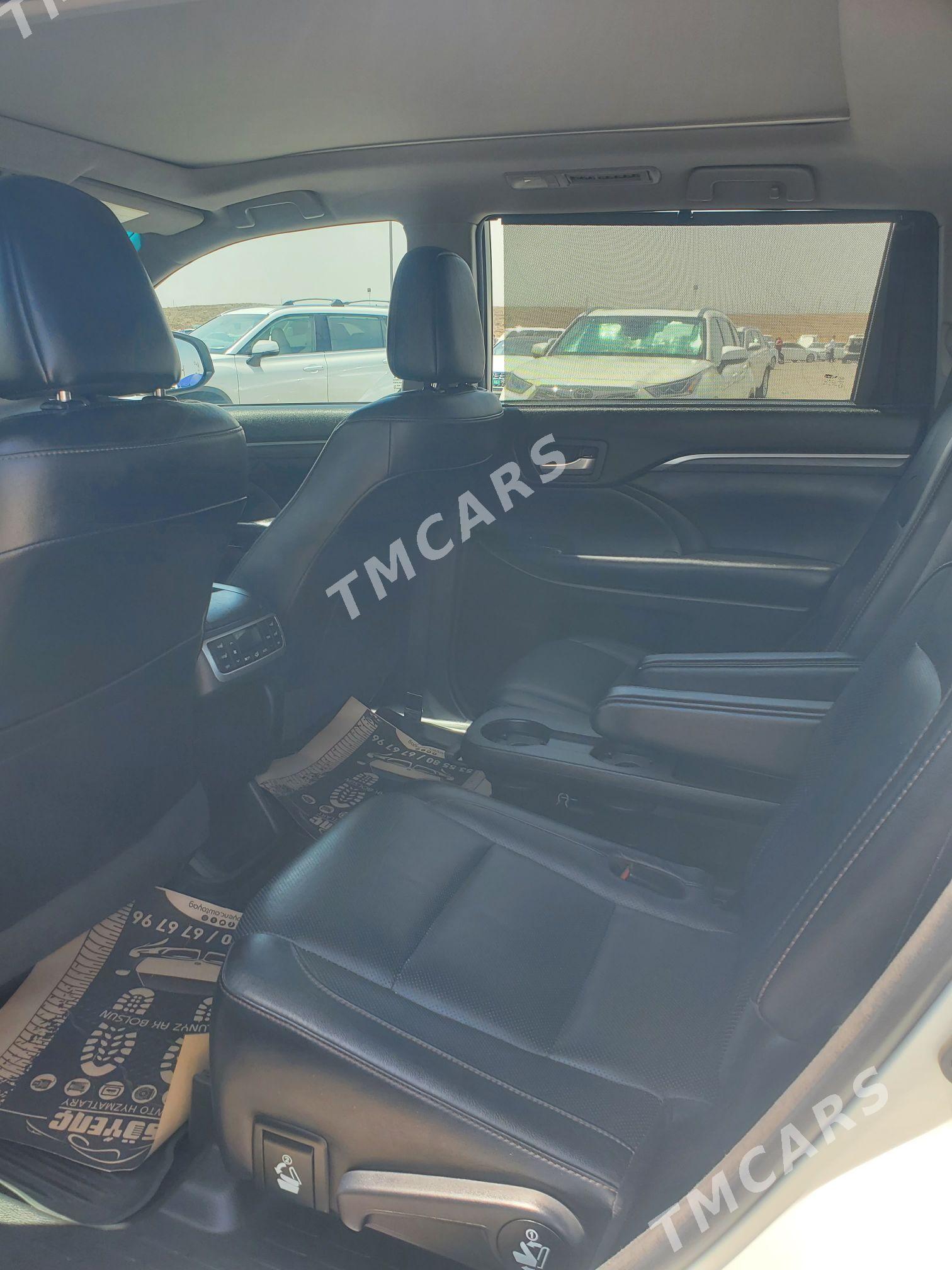 Toyota Highlander 2018 - 542 000 TMT - Aşgabat - img 6