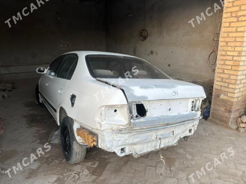 Toyota Corona 1995 - 25 000 TMT - Halaç - img 6