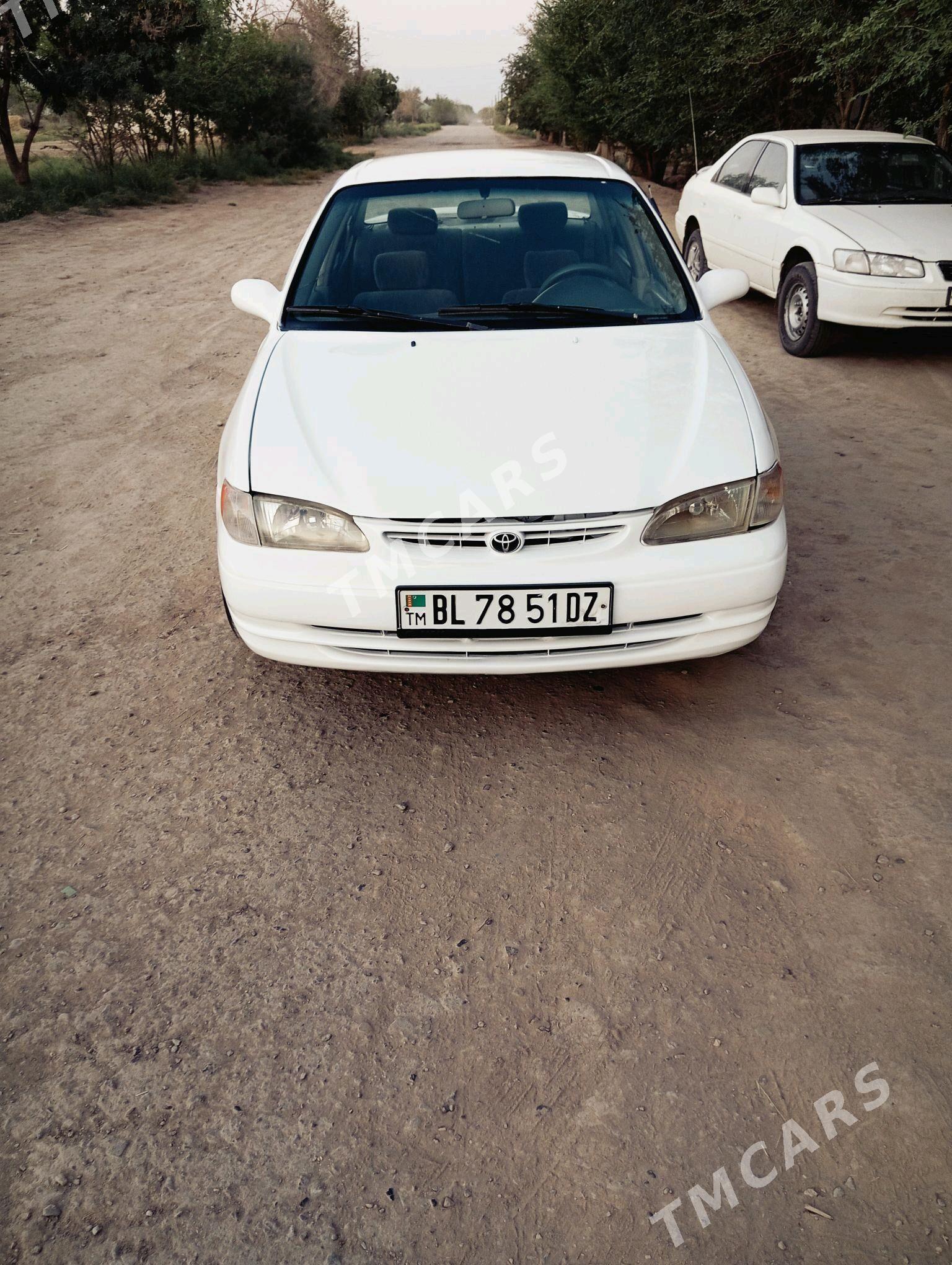 Toyota Corolla 2000 - 65 000 TMT - Ruhubelent etraby - img 4