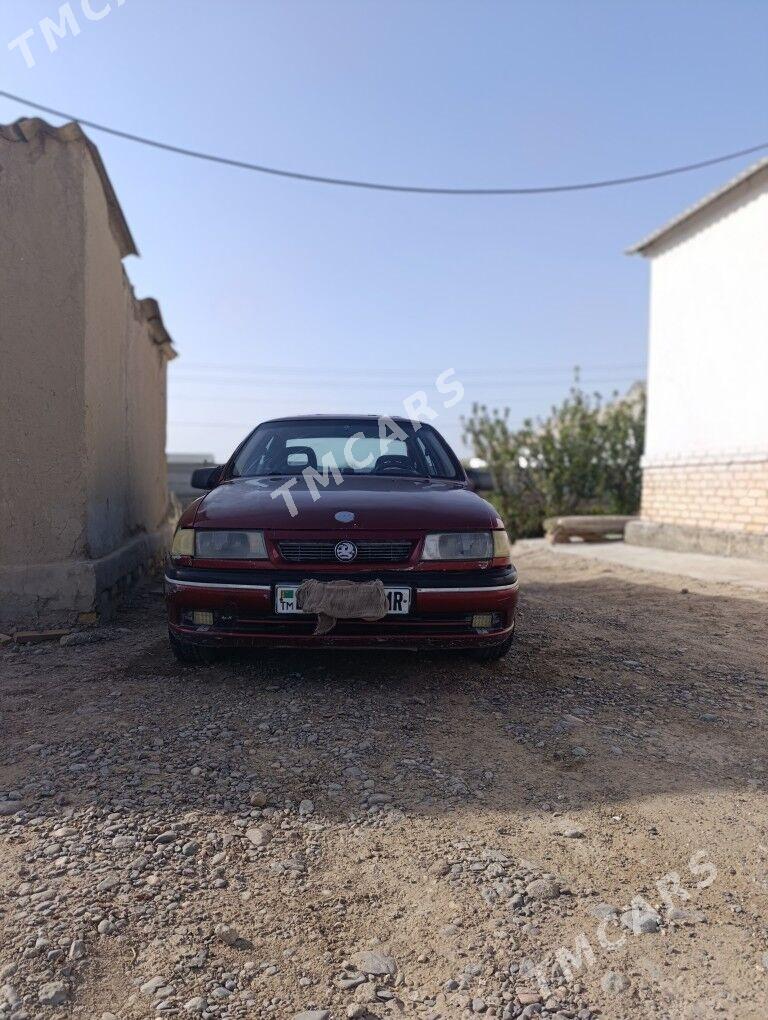 Opel Vectra 1993 - 20 000 TMT - Байрамали - img 4