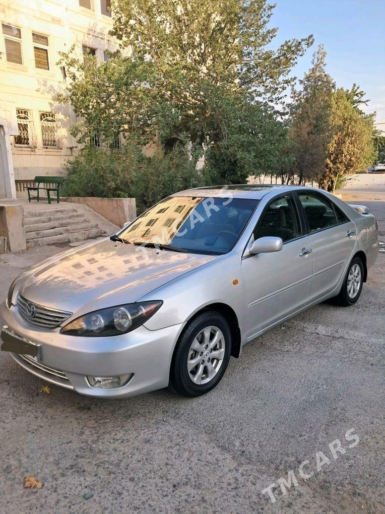 Toyota Camry 2004 - 170 000 TMT - 8 mkr - img 2