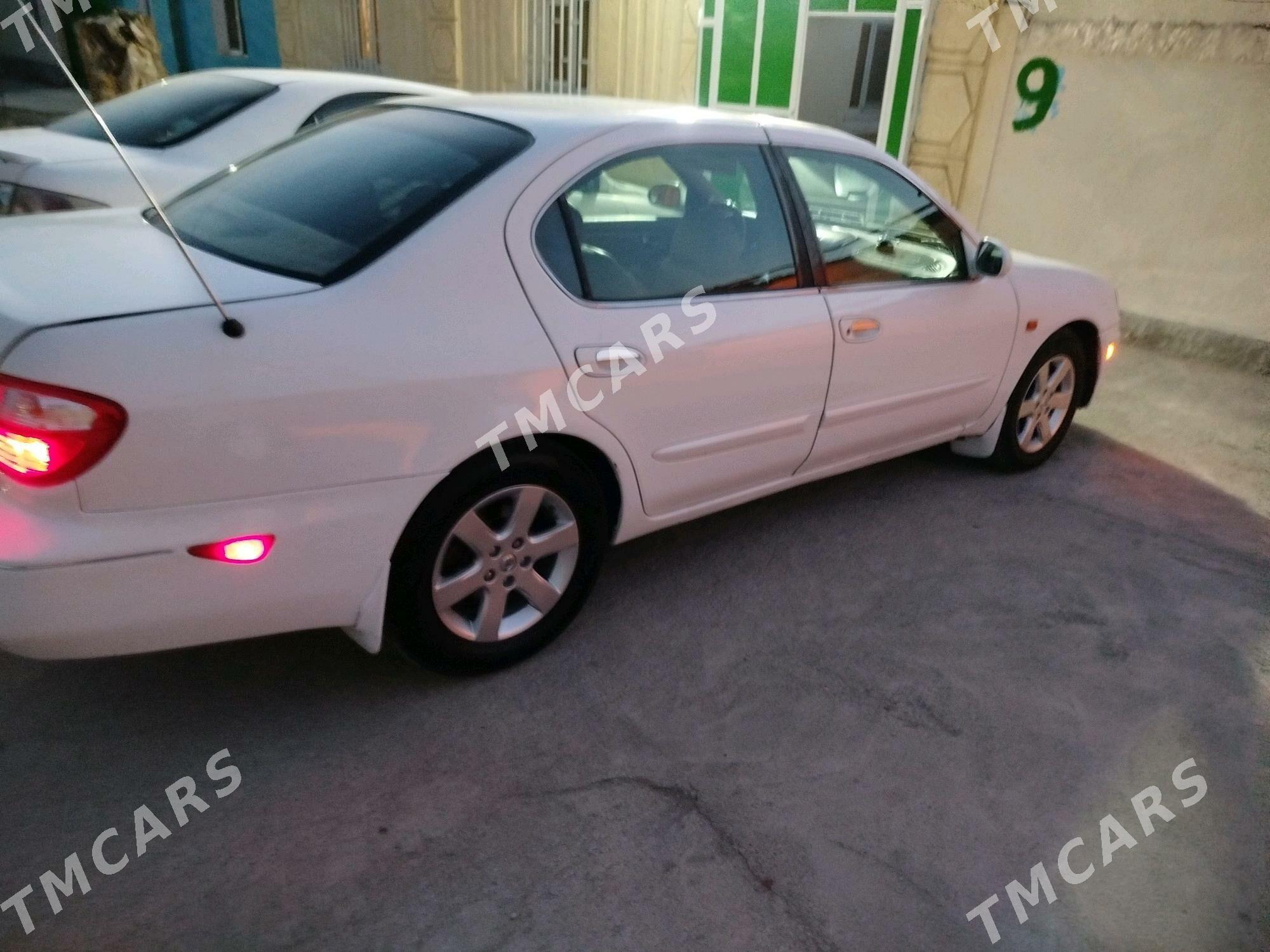 Infiniti I30 2000 - 90 000 TMT - Hitrowka - img 4
