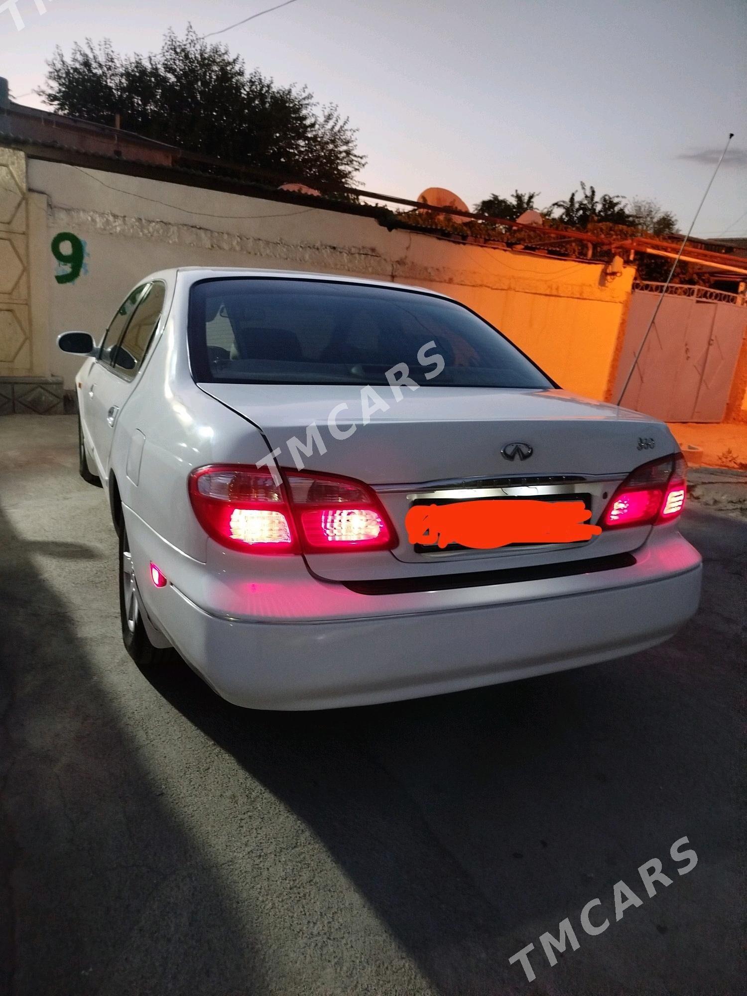 Infiniti I30 2000 - 90 000 TMT - Hitrowka - img 3