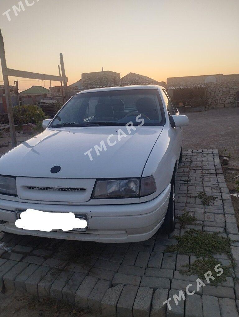 Opel Vectra 1990 - 35 000 TMT - Türkmenbaşy - img 3